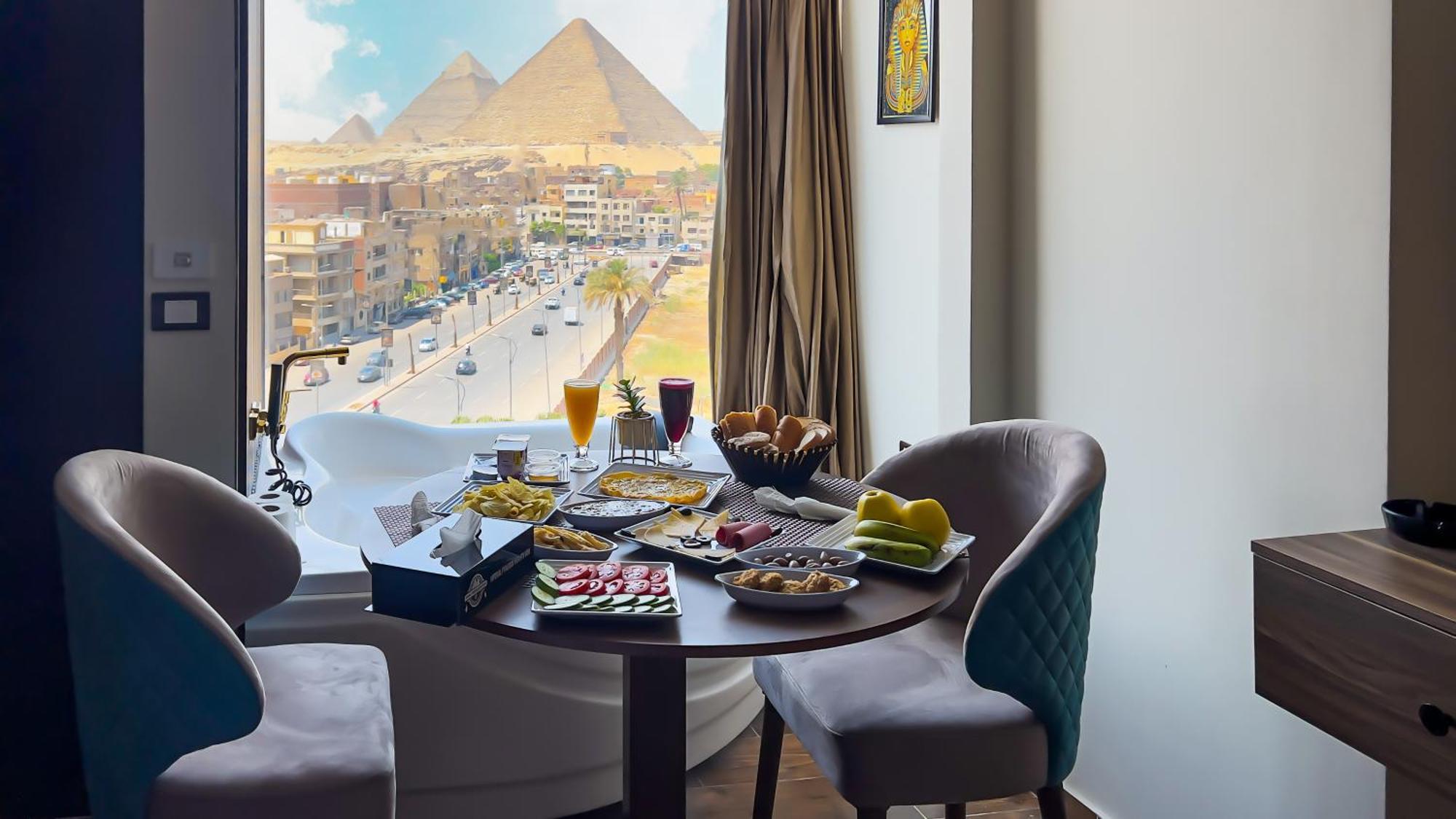 Bed and Breakfast Imperial Pyramids Heights View Nazlet el-Sisi Екстер'єр фото