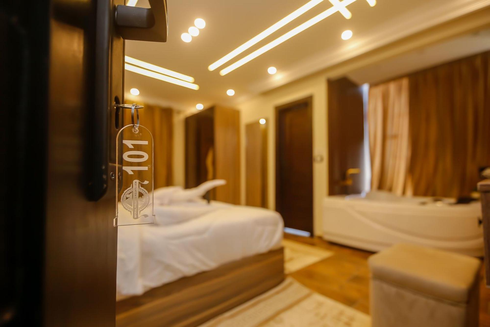 Bed and Breakfast Imperial Pyramids Heights View Nazlet el-Sisi Екстер'єр фото