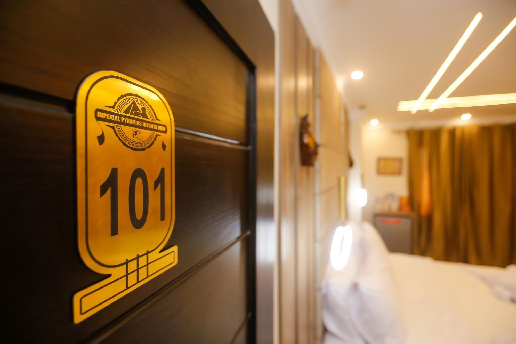 Bed and Breakfast Imperial Pyramids Heights View Nazlet el-Sisi Екстер'єр фото